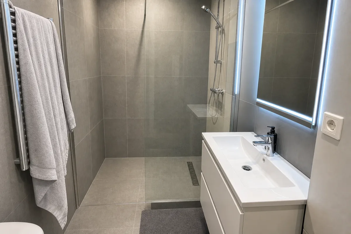 Salle de bain après